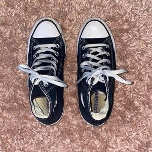 black converse